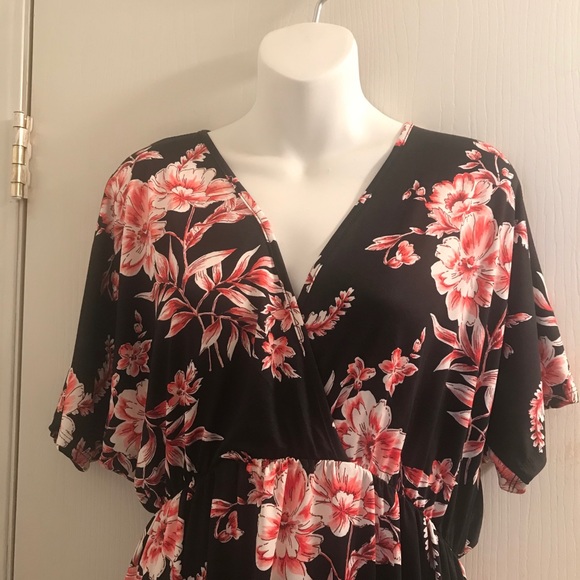 (2X) Plus Size Floral Print Surplice Swing Dress - Picture 3 of 7